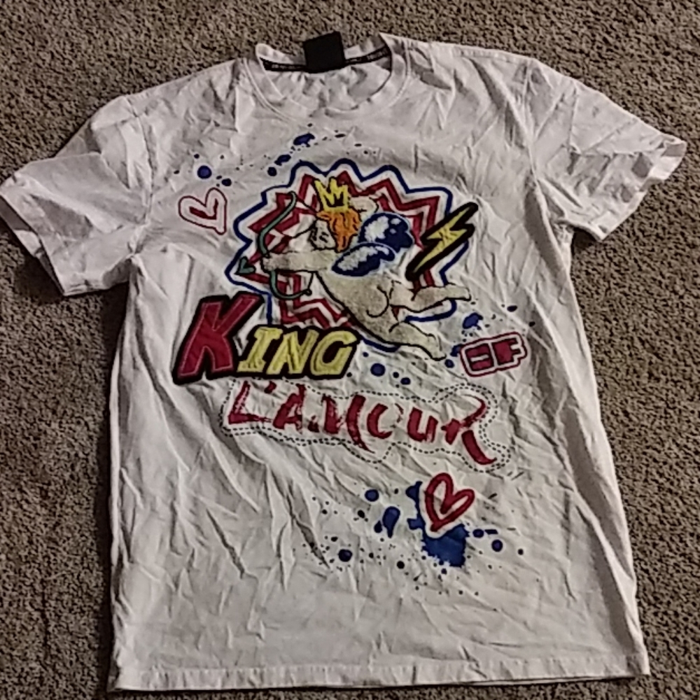 T shirt